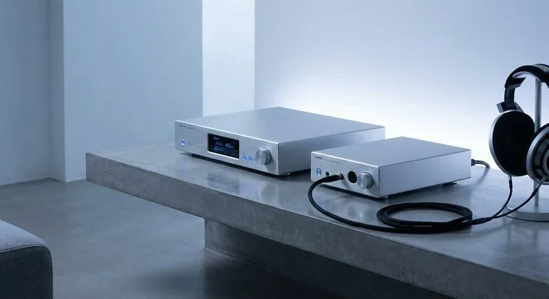 Modernes digitales HiFi-Setup mit DAC und Streamer